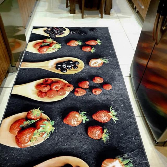 عکس فرش تمشک